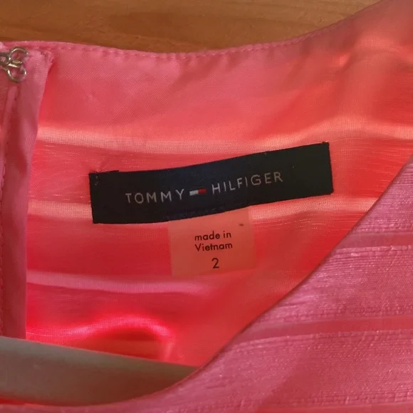 Tommy Hilfiger pink dress - Picture 2 of 3